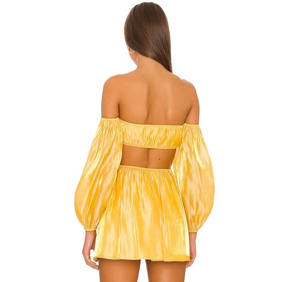 More to Come Nadia Off Shoulder Dress in Belle Yellow NWOT Size Small - Picture 4 of 4